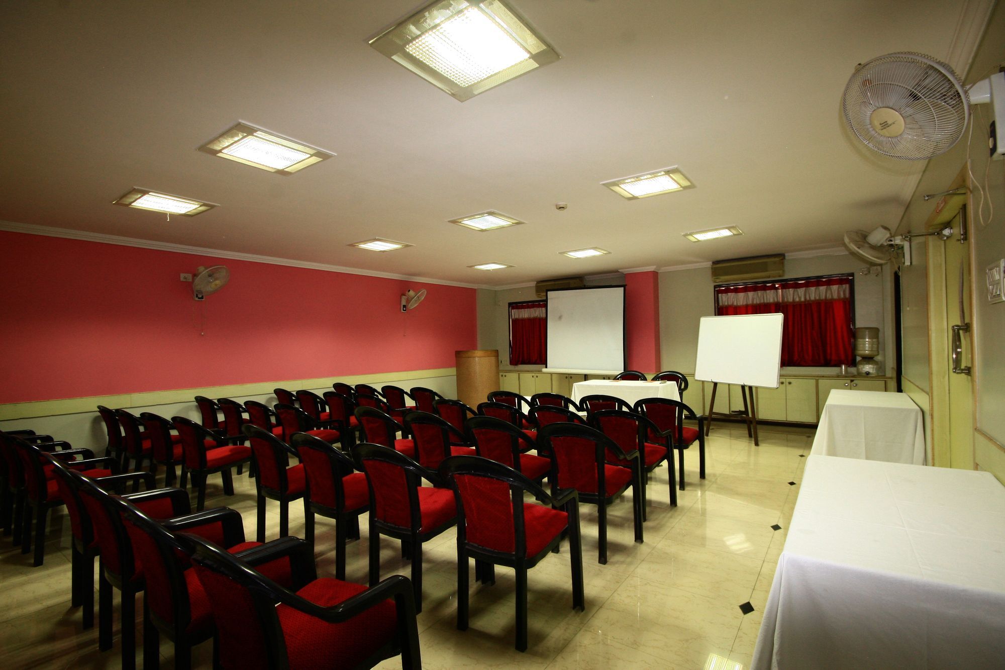 Hotel Deccan Park Pune Bagian luar foto